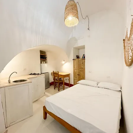 Kalma - Genovesi Mini House * Кальяри